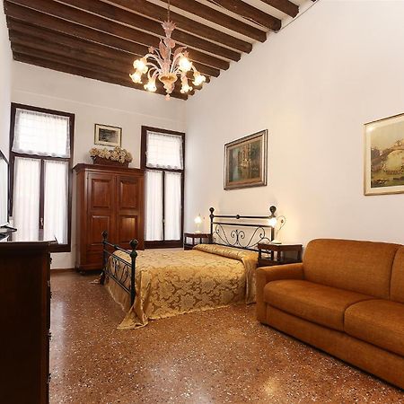Leoncini With A Wonderful Canal View Venice Exterior photo