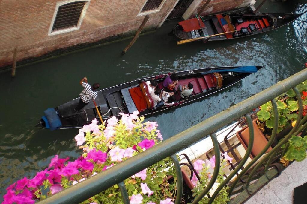 Leoncini With A Wonderful Canal View Venice Exterior photo
