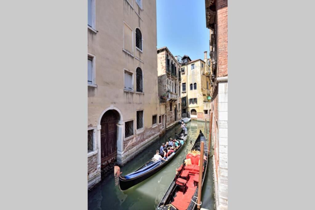 Leoncini With A Wonderful Canal View Venice Exterior photo